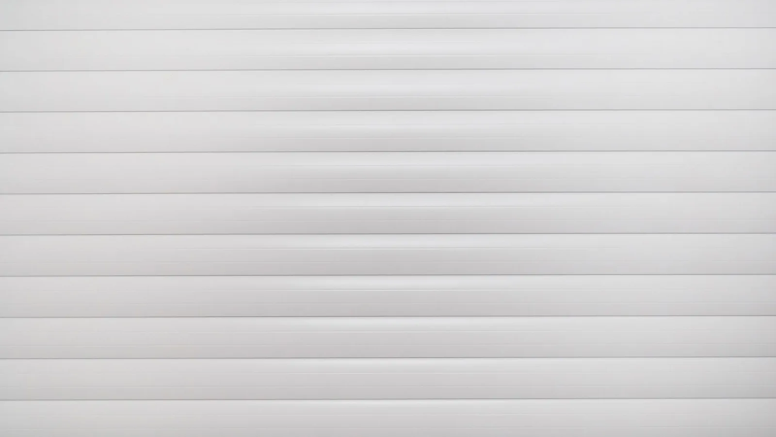 Elektrische Rollläden am Fenster